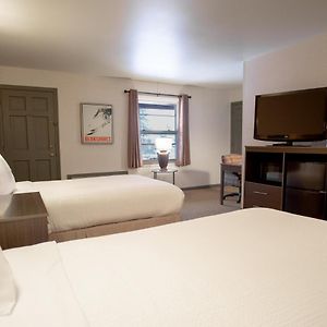 Deluxe Double Room Two Double Beds Non-Smoking